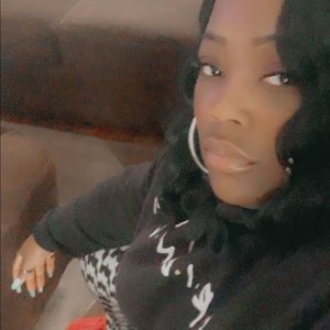 Meet your Posher, Taniqua